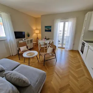 https://apartments-josipa-baska-krk.primorje-gorskikotar.com